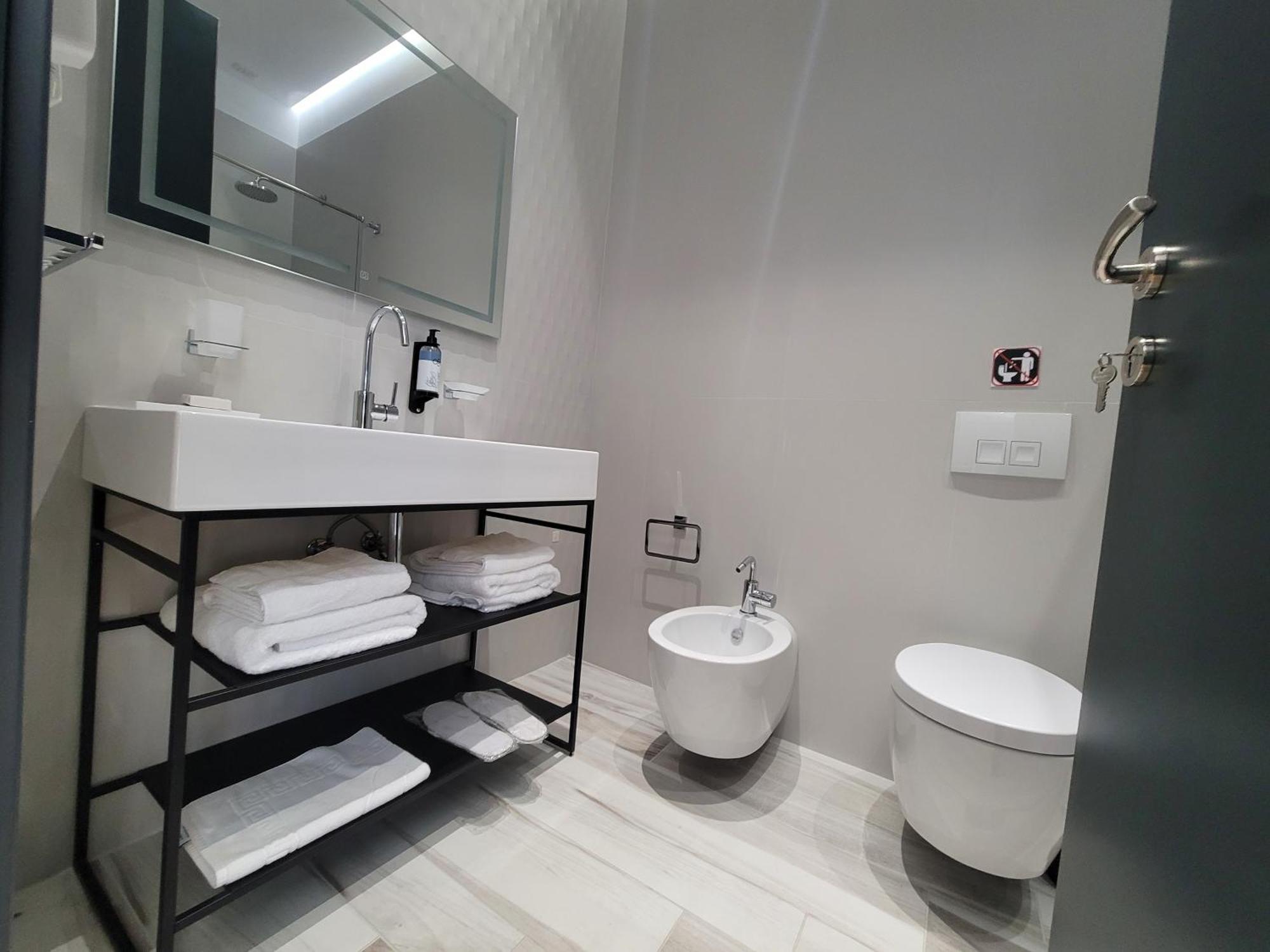 Toer Hotel & Spa ซารานเดอ ภายนอก รูปภาพ