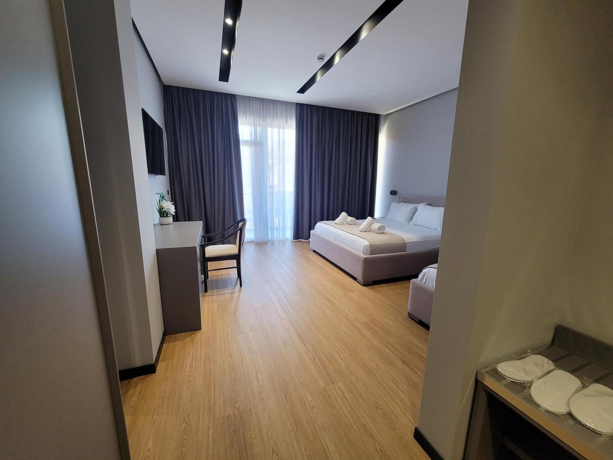 Toer Hotel & Spa ซารานเดอ ภายนอก รูปภาพ