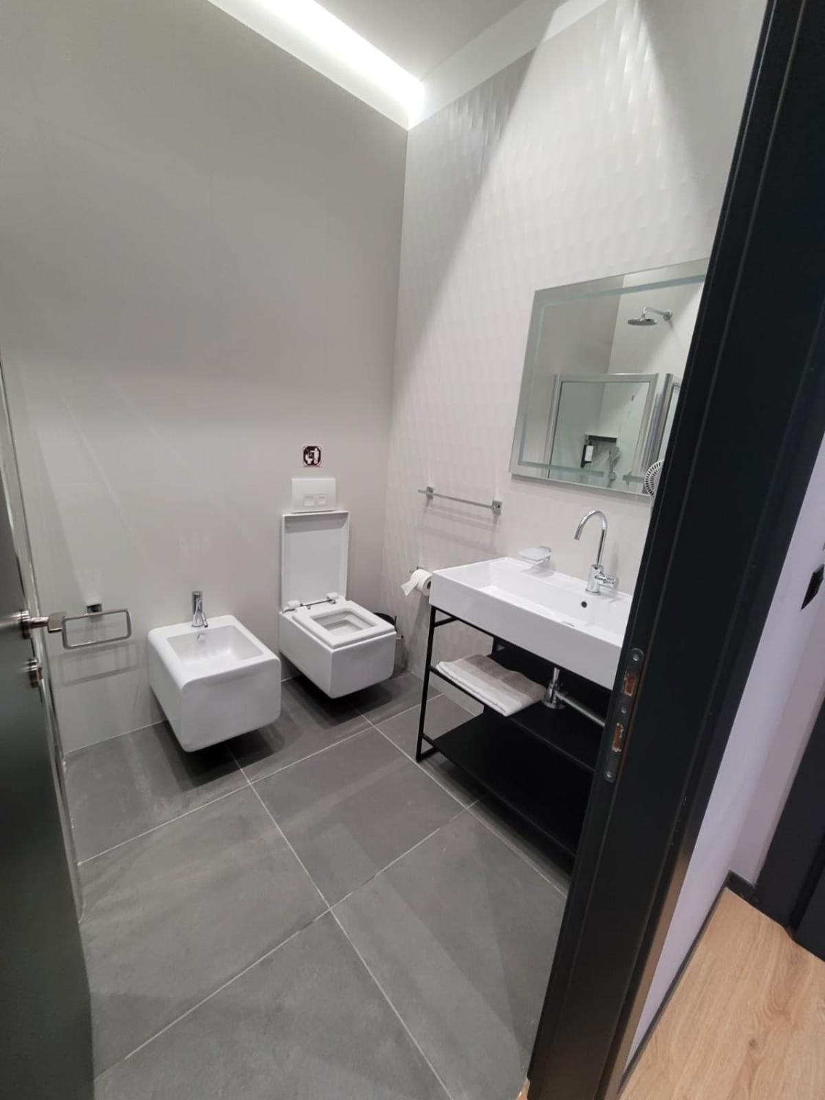 Toer Hotel & Spa ซารานเดอ ภายนอก รูปภาพ