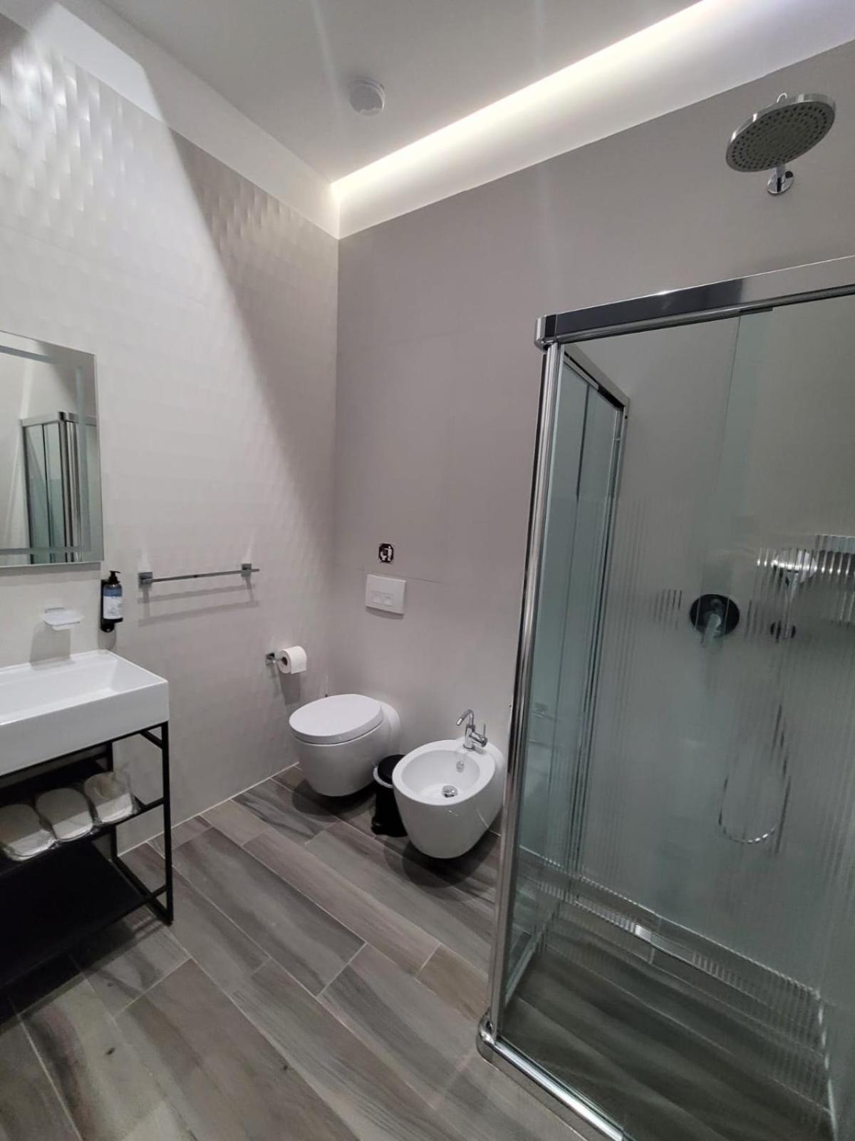 Toer Hotel & Spa ซารานเดอ ภายนอก รูปภาพ
