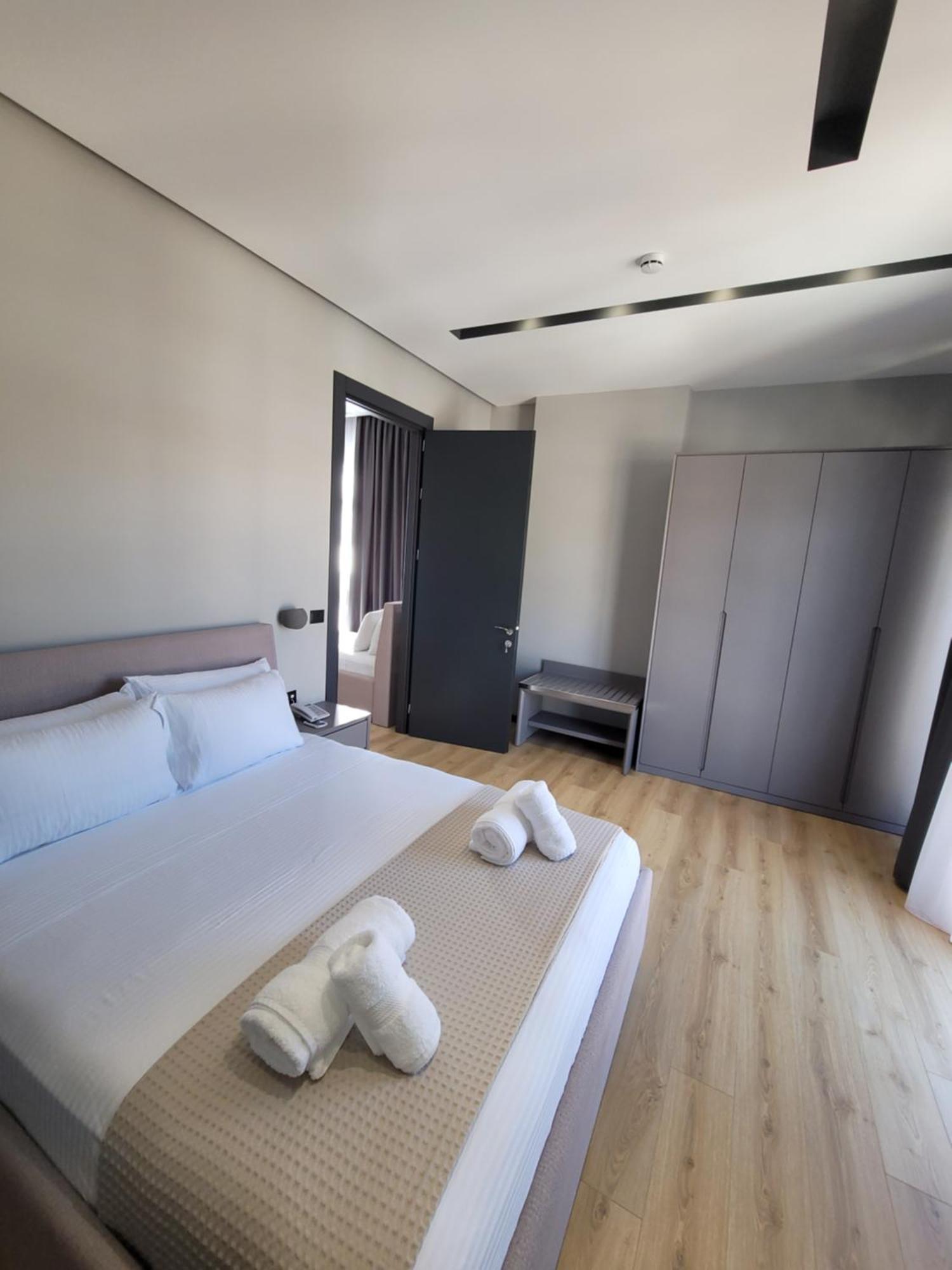 Toer Hotel & Spa ซารานเดอ ภายนอก รูปภาพ