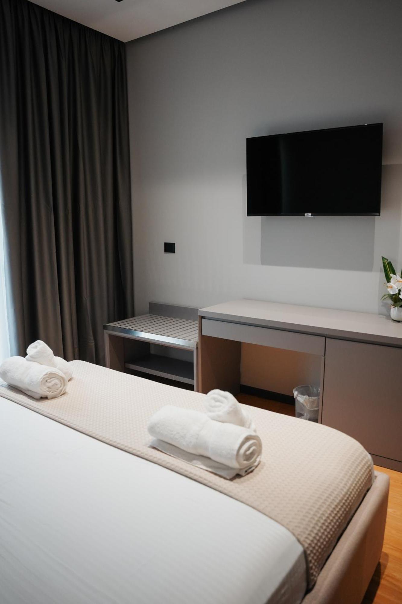 Toer Hotel & Spa ซารานเดอ ภายนอก รูปภาพ