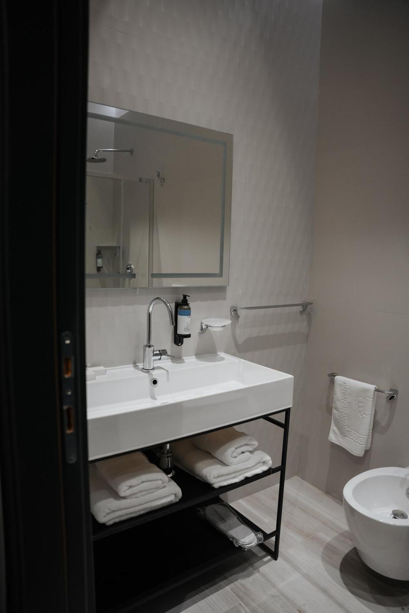 Toer Hotel & Spa ซารานเดอ ภายนอก รูปภาพ